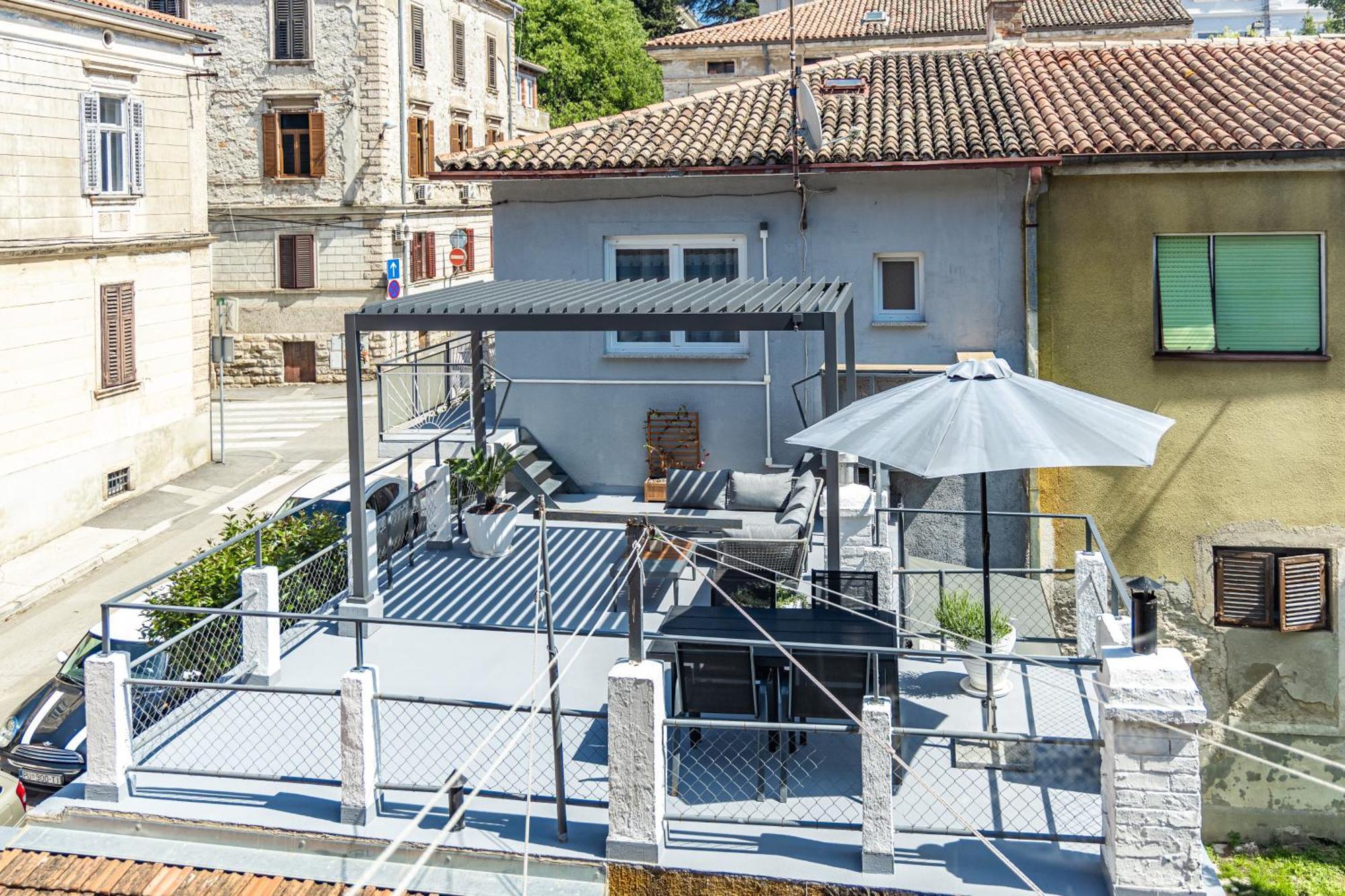 Apartma Oasis New Pula