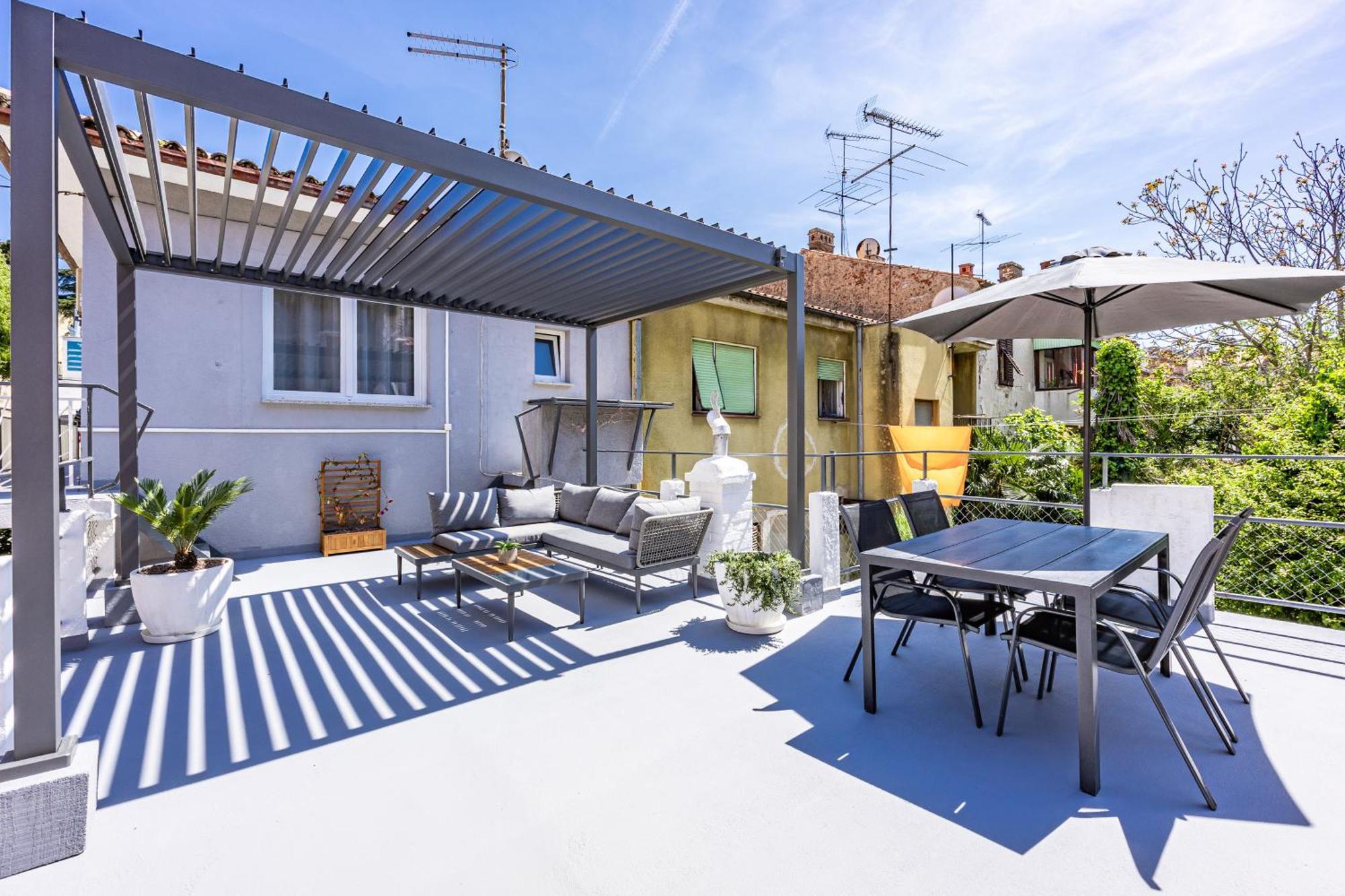 Apartma Oasis New *